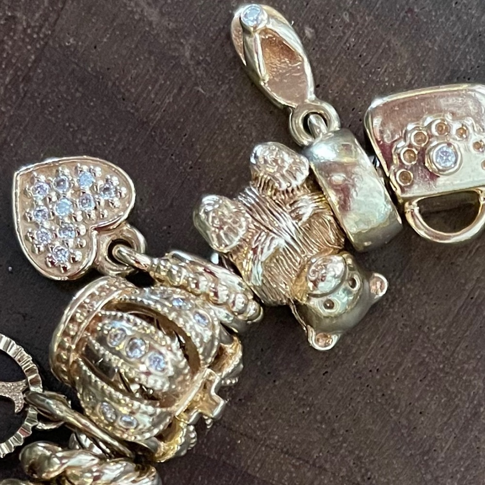 Pandora 14k gold and diamond crown